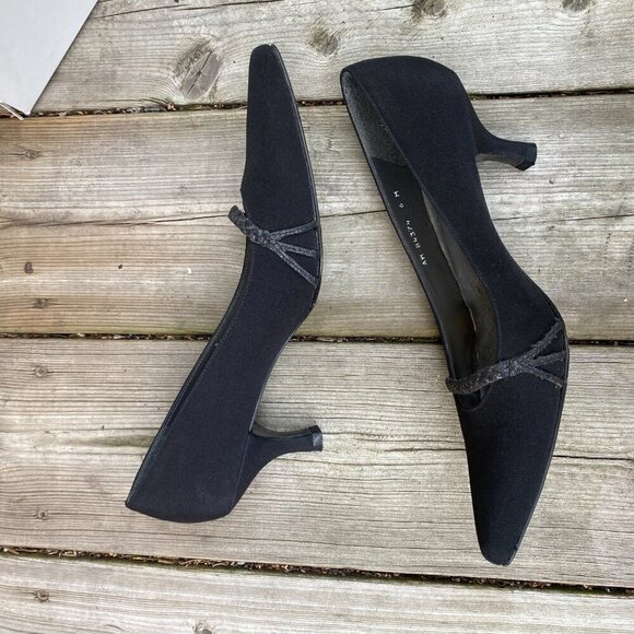 Vintage Stuart Weitzman Womens Pump Size 6 Black Satin High Heels - Picture 7 of 13
